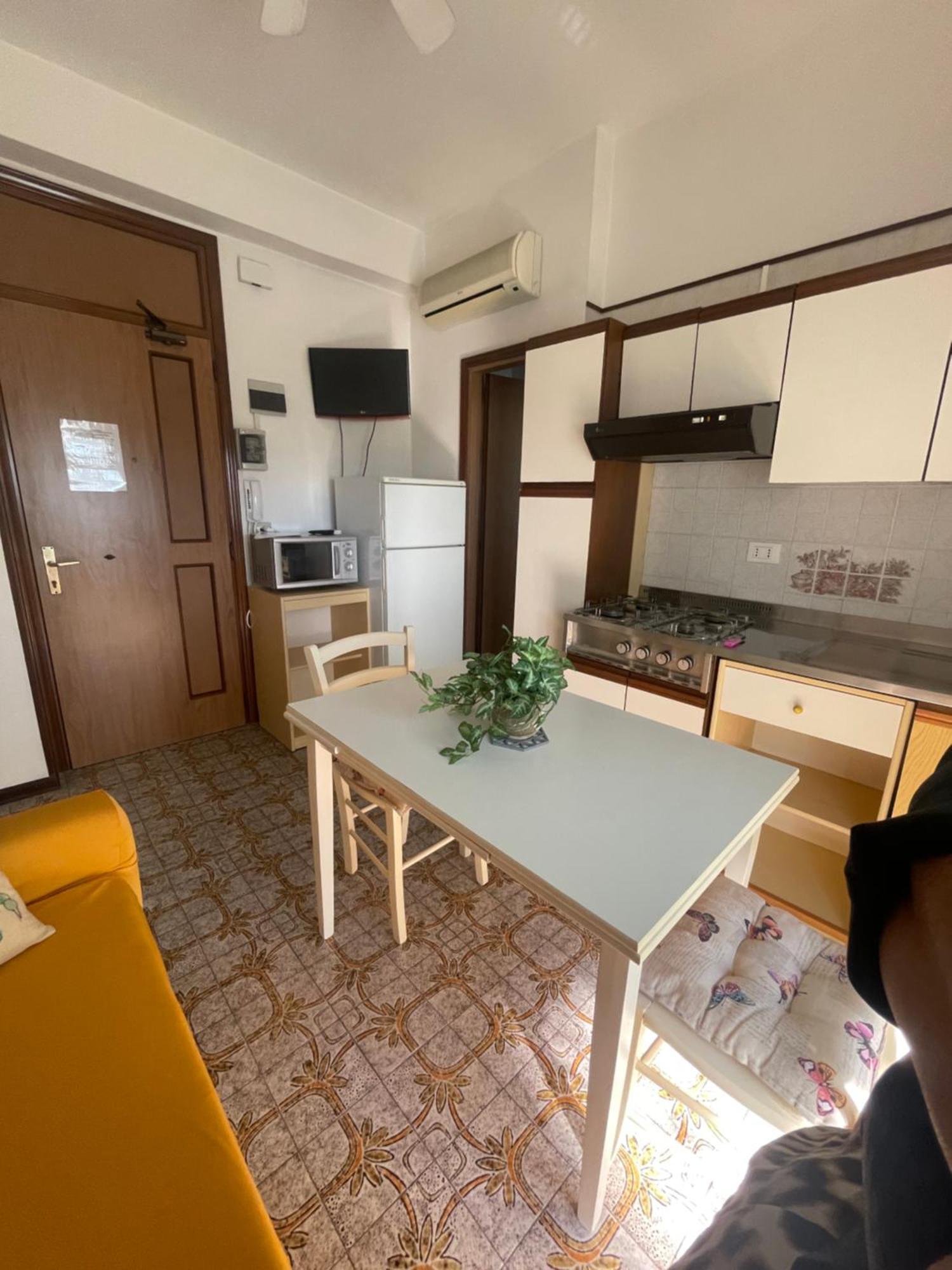 Foscolo Sunset House Apartment Lido di Jesolo Exterior photo